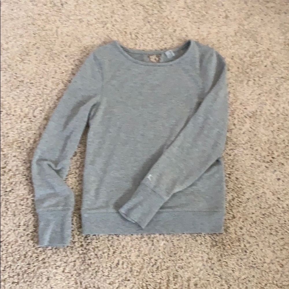 Long sleeve athletic sweatshirt